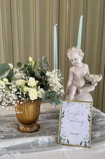 Batizados e Comunhões, Cina Quinta